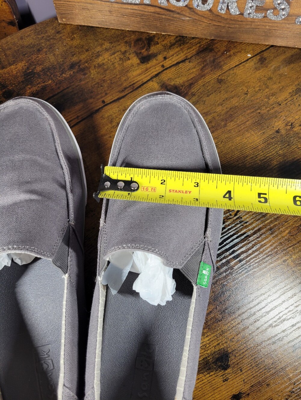 SANUK mens sideline size 10.5 Casual Slip-On Shoes - Picture 9 of 11